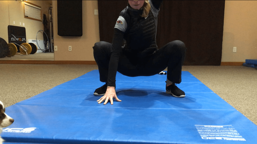 Warm Up Wednesday: Step, Squat,&nbsp;Extend